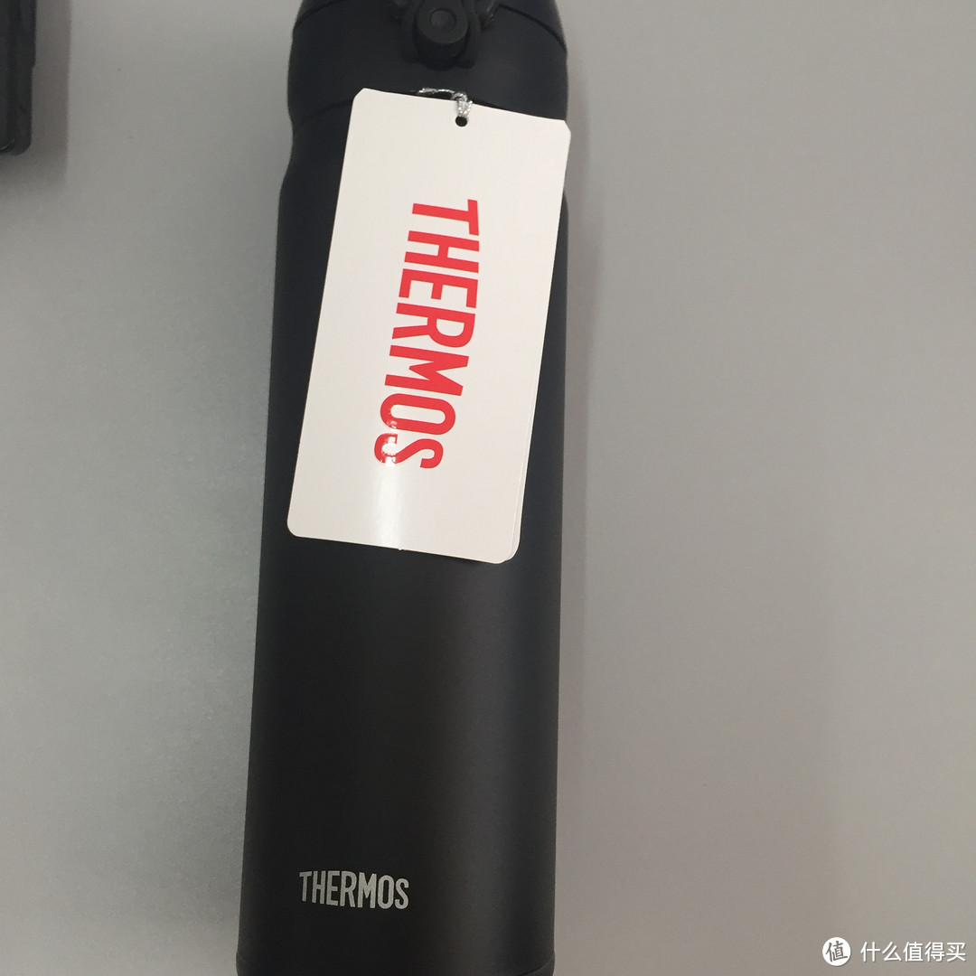 我的高富帅与矮挫胖:THERMOS 膳魔师 与 LOCK&LOCK 乐扣乐扣 保温杯