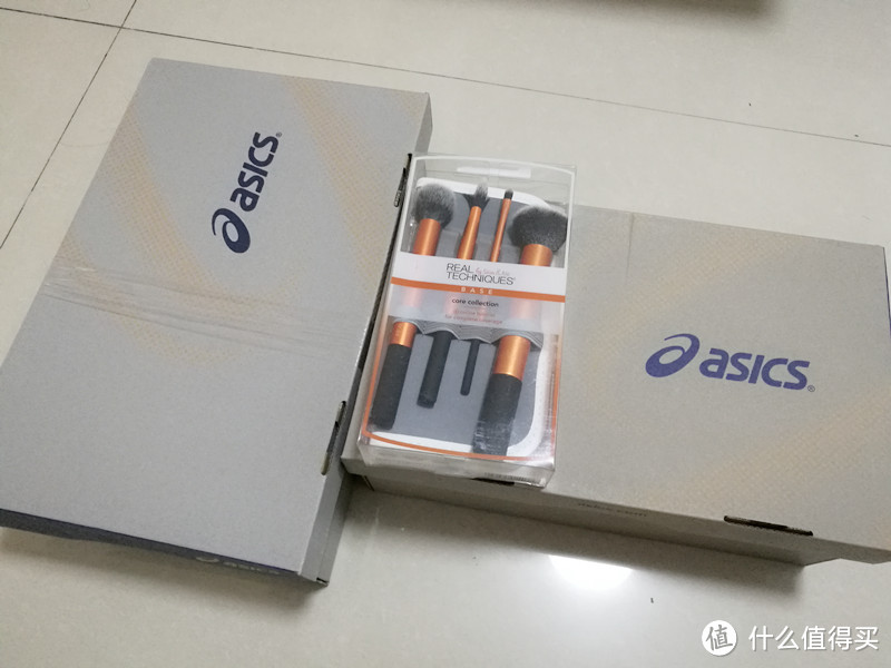 晒单比剁手更需要冲动——ASICS 亚瑟士 跑鞋 开箱