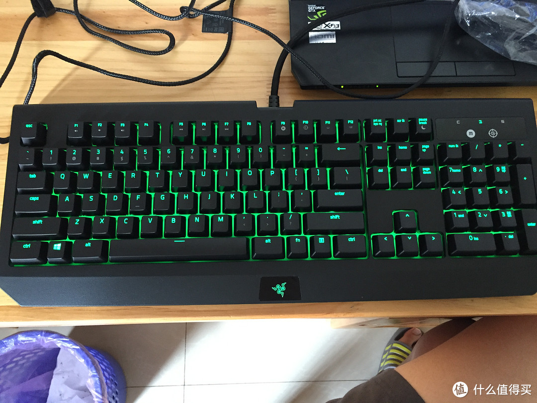 是时候充值一波信仰了:razer 雷蛇 黑寡妇 终极版 2016款 青轴版