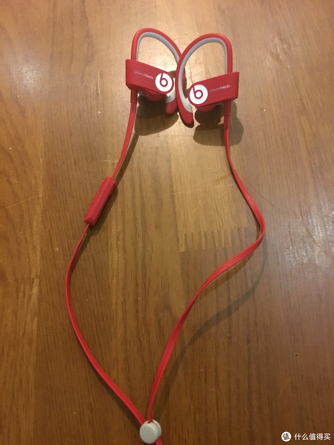 plantronics 缤特力 BackBeat FIT 耳机对比Beats Powerbeats2 Wireless