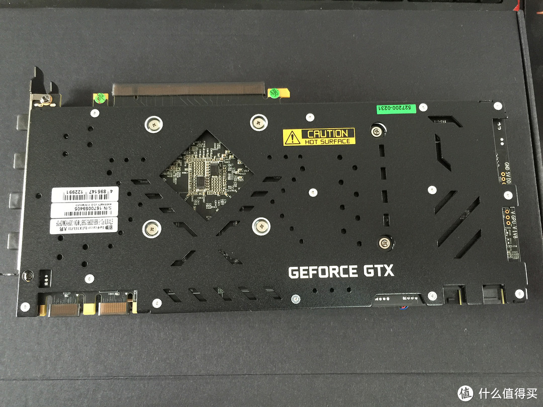 只要鳳尾,加錢黨的 glalxy 影馳 gtx1070 丐中丐影馳大將 顯卡 開箱