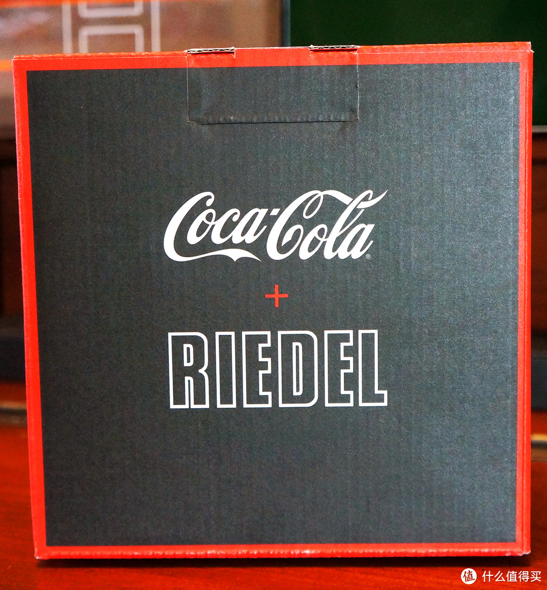 所谓小资，就是用200块的杯子喝两块钱的可乐 — Riedel 醴铎 COCA COLA + RIEDEL 玻璃杯