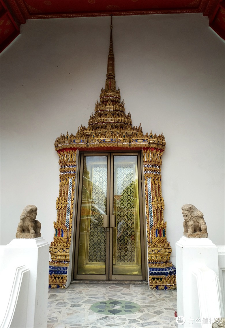 逛暹罗海洋世界，拜曼谷卧佛寺