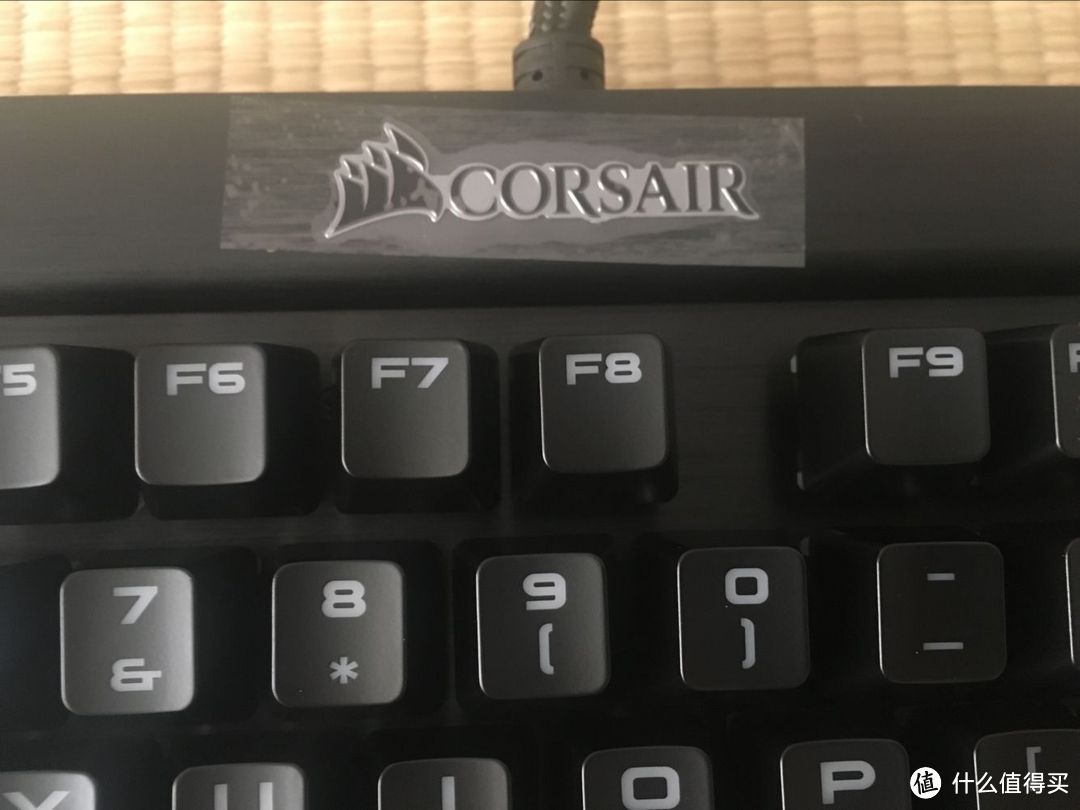 CORSAIR 美商海盗船 Gaming系列  K70 RGB Rapidfire 幻彩背光机械游戏键盘 银轴 开箱
