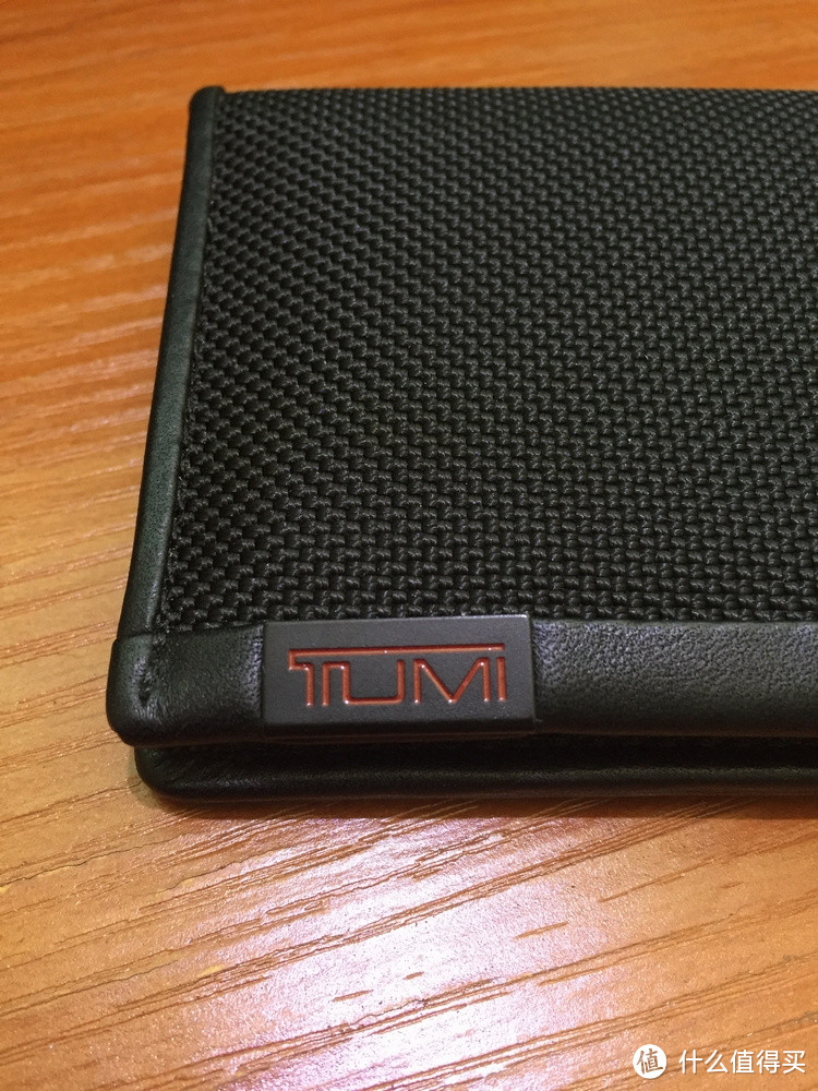 低调沉稳，细节闷骚：TUMI 钱包卡包的经典风韵