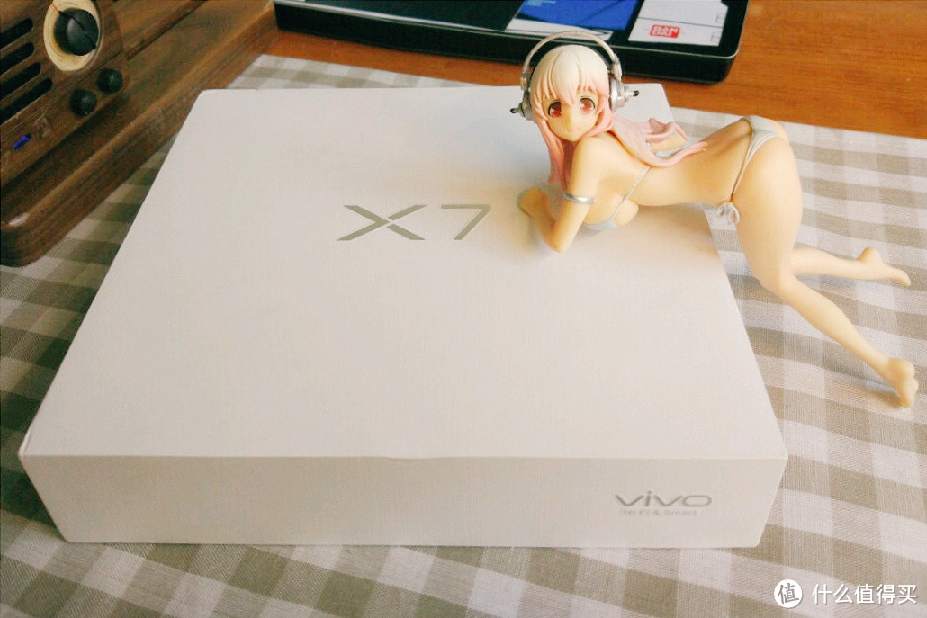 五个妹子玩自拍:vivo X7柔光自拍手机诚意测评