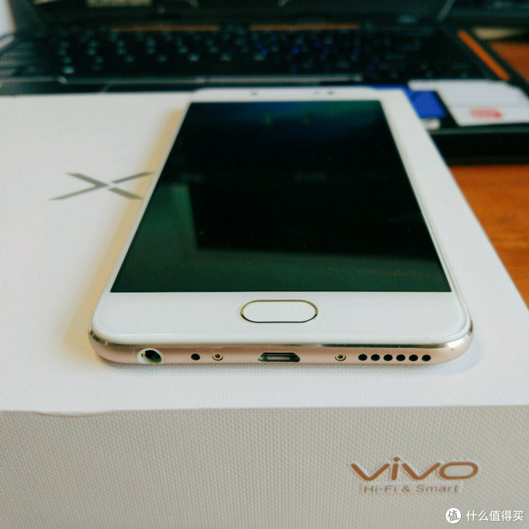 五个妹子玩自拍：vivo X7柔光自拍手机诚意测评