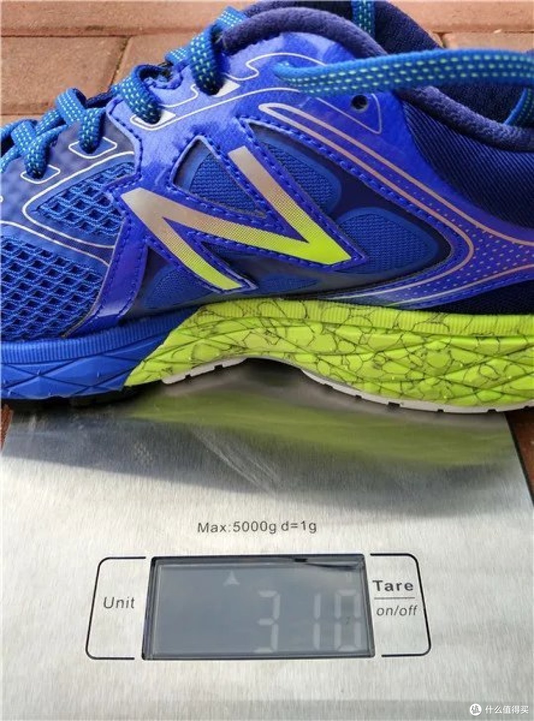 稳住脚步 — New Balance 新百伦 860 V6跑鞋 评测