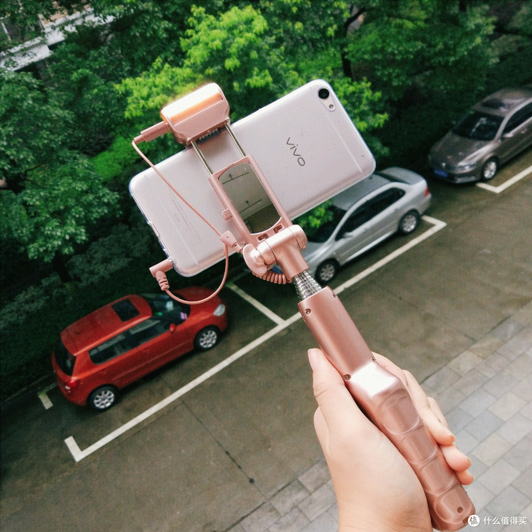 五个妹子玩自拍:vivo X7柔光自拍手机诚意测评