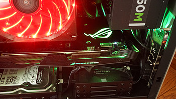 #原创新人# 信仰？ASUS 华硕 ROG STRIX-GTX1070-O8G-GAMING 显卡 开箱使用