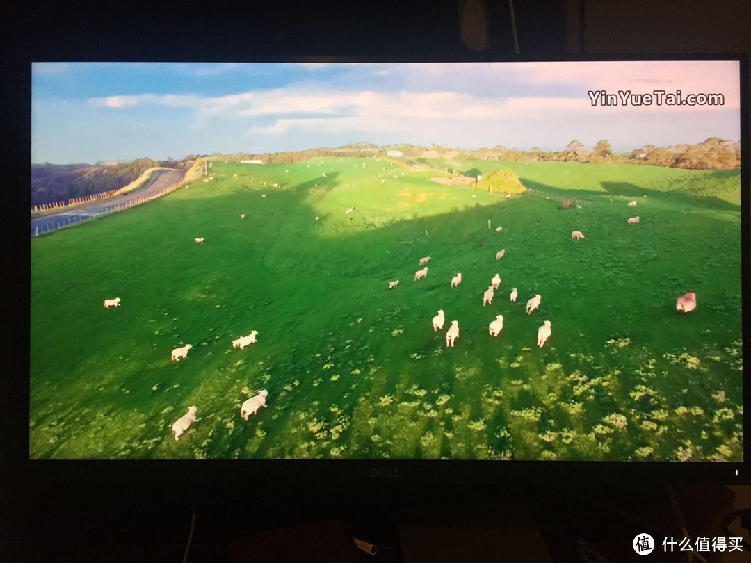 让我重新喜欢看MV — DELL 戴尔 UP2716D 27英寸 2K液晶显示器