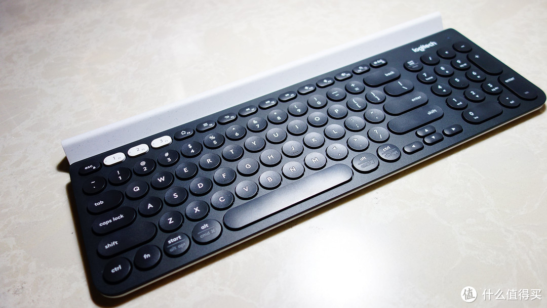 桌面如此清爽 - 罗技K780键盘使用体验
