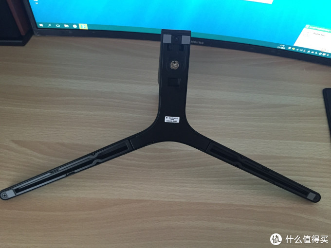 #本站首晒# 世界为你环绕 — SAMSUNG 三星 C27F396FH 1800R曲率显示器