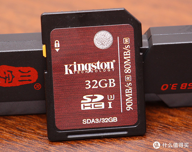 好马配好鞍：两款 USB 3.0 SD 读卡器 对比简测
