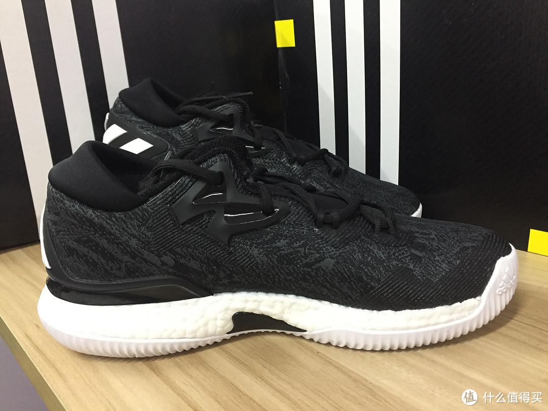 #原创新人#adidas 阿迪达斯 Crazylight Boost 2016 Low 篮球鞋 开箱（siao红VS经典黑 ）