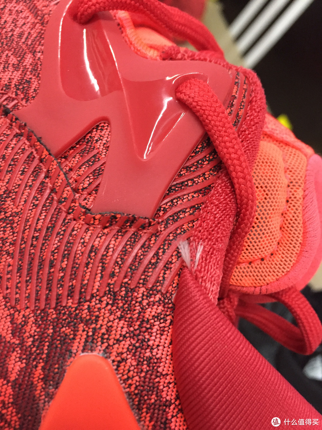 #原创新人#adidas 阿迪达斯 Crazylight Boost 2016 Low 篮球鞋 开箱（siao红VS经典黑 ）