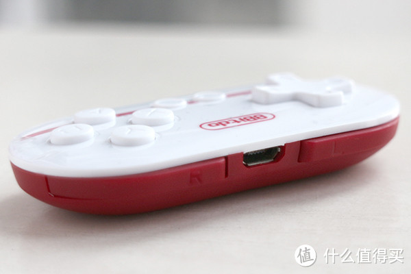 居家旅行必备神器——8BITDO 八位堂 ZERO 蓝牙手柄