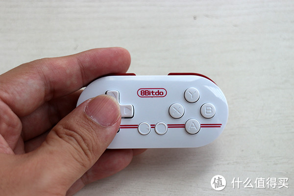 居家旅行必备神器——8BITDO 八位堂 ZERO 蓝牙手柄