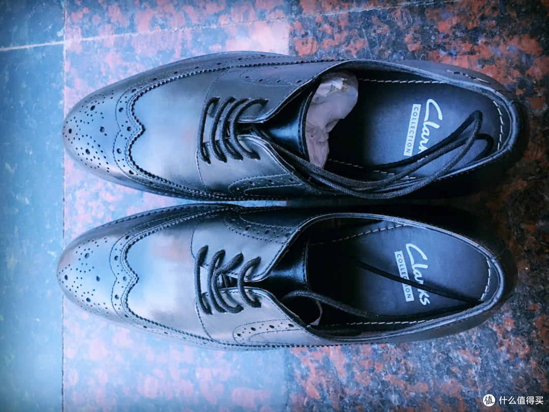 英亚购入:Clarks Chart Limit 男款雕花皮鞋 晒单