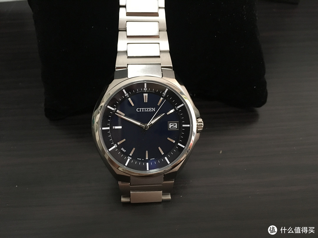 为冬天准备一块表——CITIZEN 西铁城 CC3015-57L LIGHT in BLACK全球限定版开箱