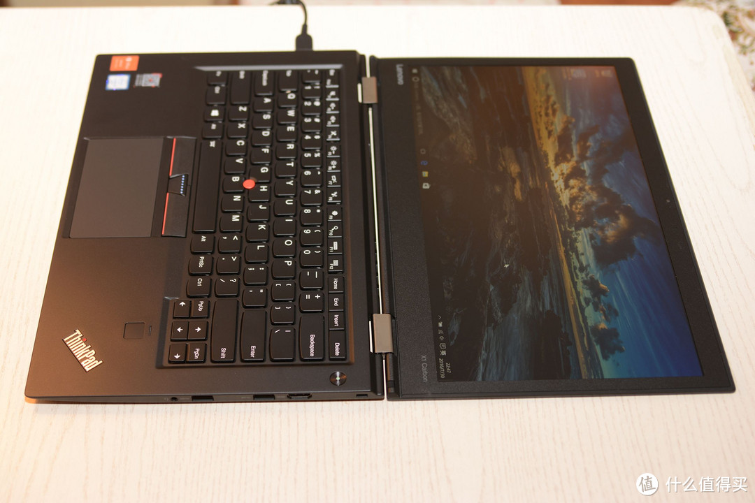 小红帽加持的商旅超极本——联想ThinkPad X1 Carbon 笔记本电脑 体验