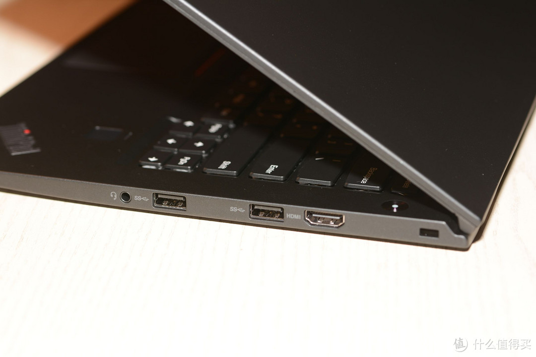 小红帽加持的商旅超极本——联想ThinkPad X1 Carbon 笔记本电脑 体验