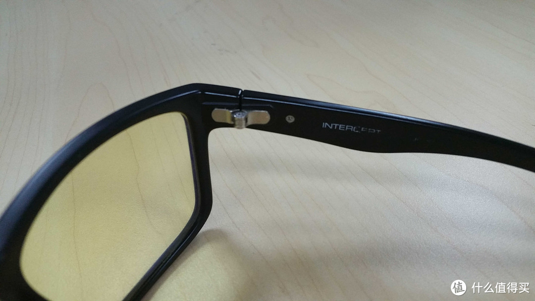 #一周热征#办公室利器# GUNNAR Intercept 电竞防蓝光眼镜（真人兽）