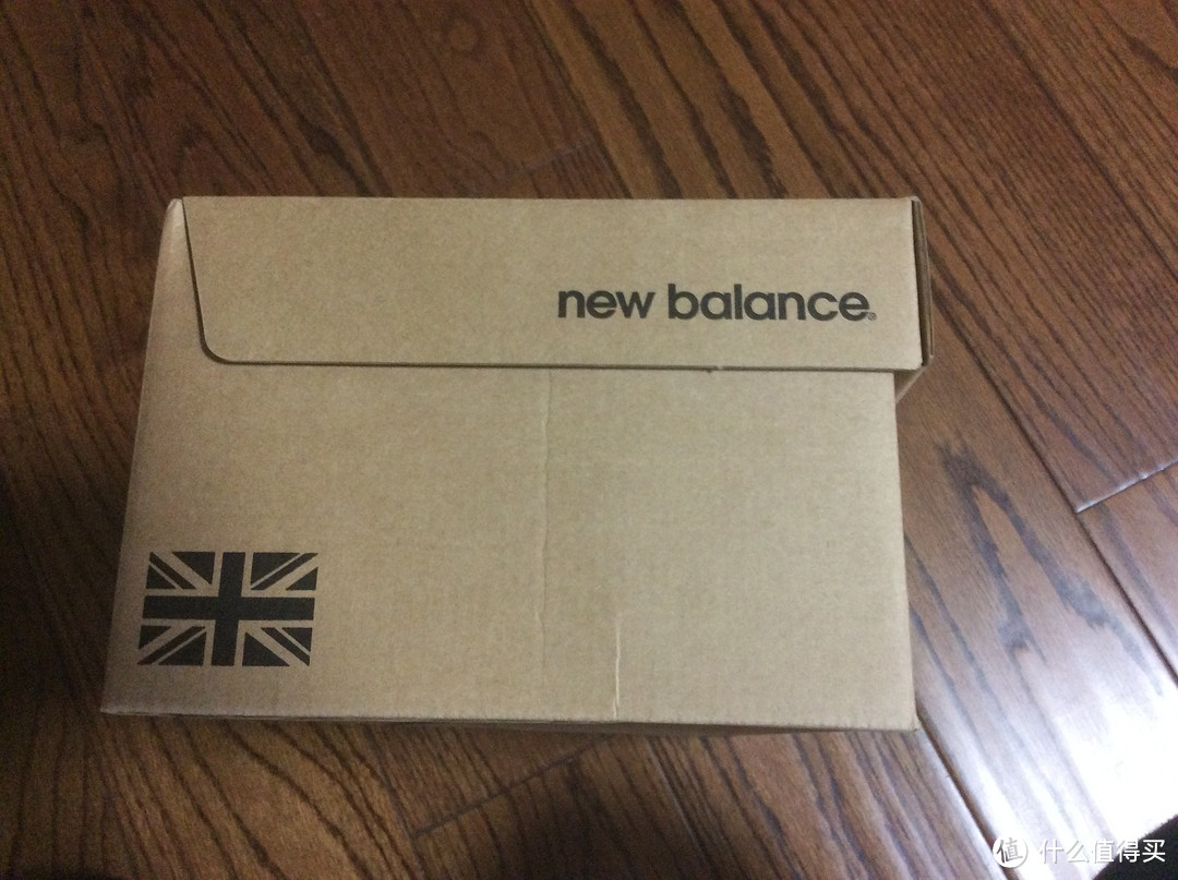 英产限量版 New balance 新百伦 Epic TR 男子运动休闲鞋 开箱