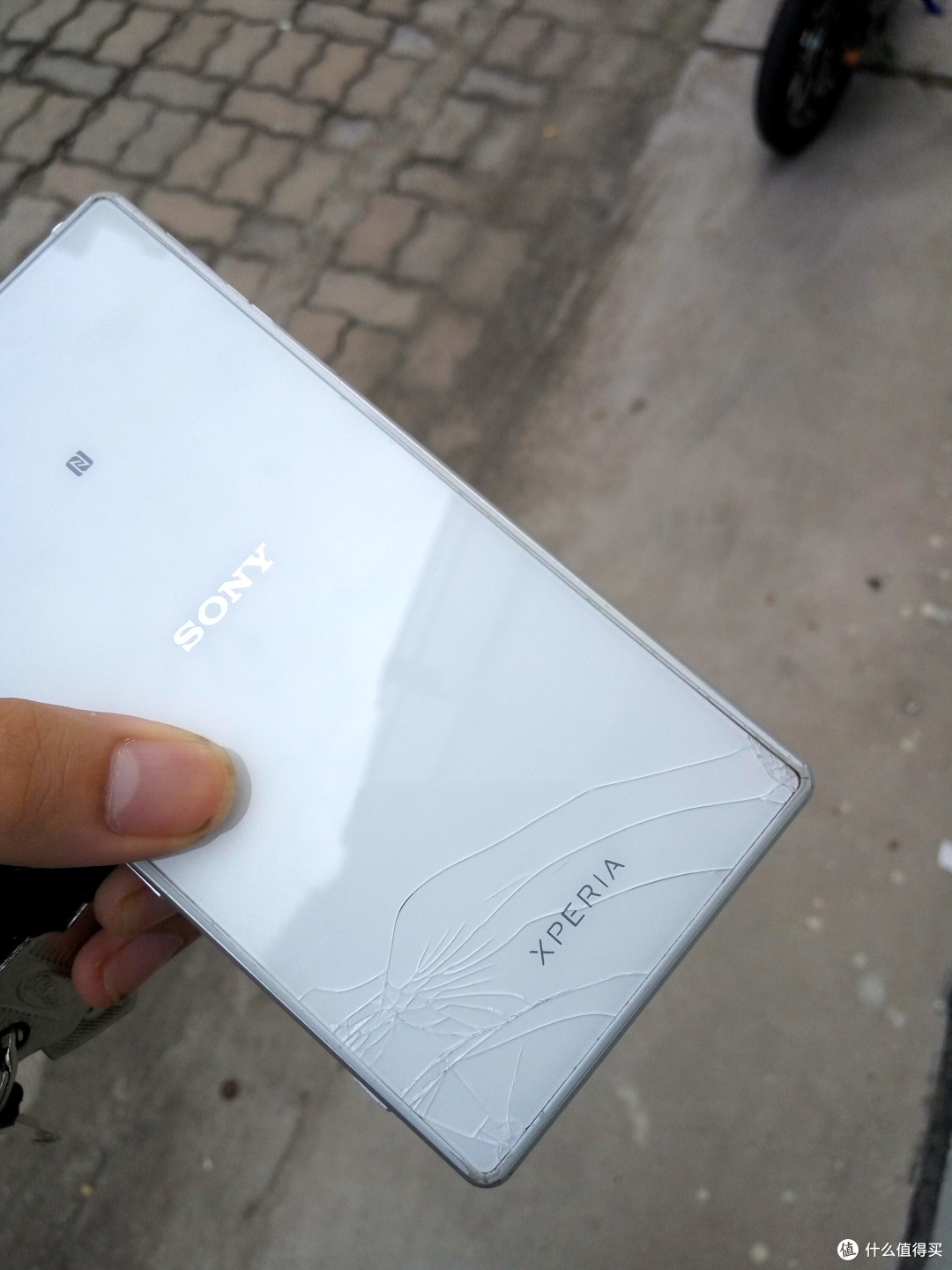 Sony 索尼xperia Z1 手机后壳更换记 安卓手机 什么值得买