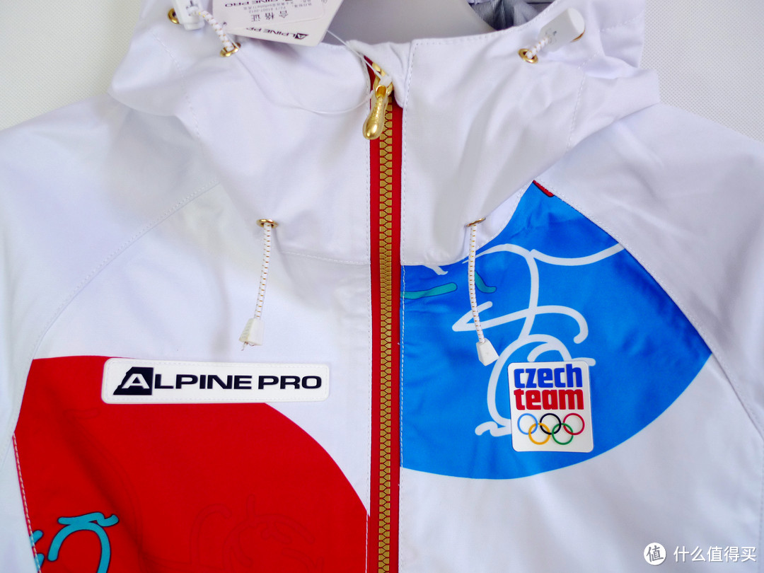 #奥运中国强# 揭秘捷克国家队官方着装：ALPINE PRO 阿尔派妮 里约奥运软壳实物开箱