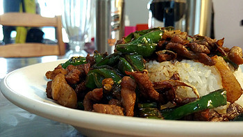 阿澤的厨房 篇二十二：家常菜——辣椒炒肉盖码饭！