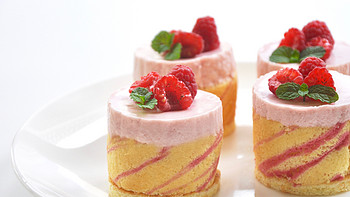 Freesiaa Made 篇八：树莓慕斯蛋糕