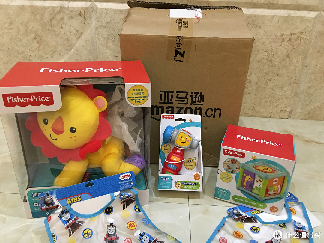 亚马逊819店庆入手：Fisher Price 费雪——爬爬小狮子＋小榔头＋小魔方