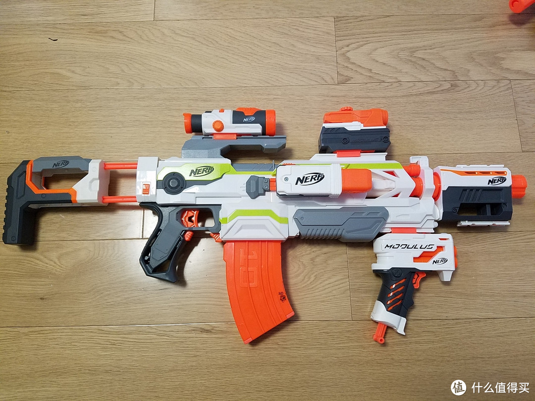 新来的，插拔一下不： 2016款 Hasbro 孩之宝 Nerf Modulus ECS-10 多任务配件 开箱