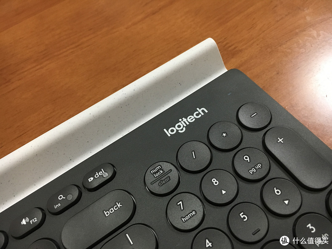 #原创新人#黑白，让一切更简单 —— Logitech 罗技 K780 多设备无线蓝牙键盘