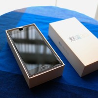 魅族 魅蓝3S 手机外观展示(包装|充电器|屏幕|摄像头)