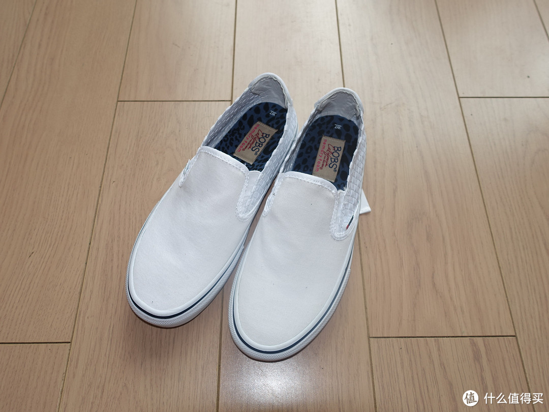 澳洲背回的一堆 UGG 和 Schechers 斯凯奇