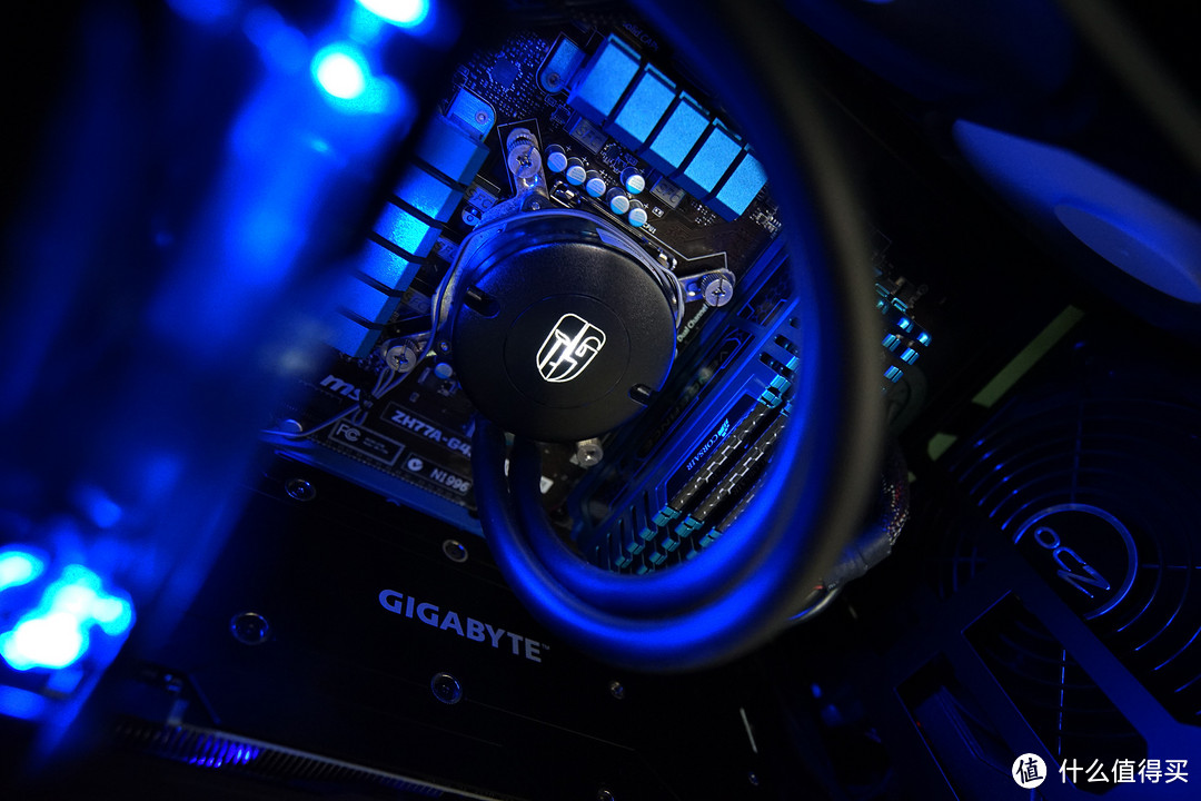 #原创新人#视觉与沉浸式体验的提升：LG 34UC88-B & Gigabyte GTX1070 G1 Gaming