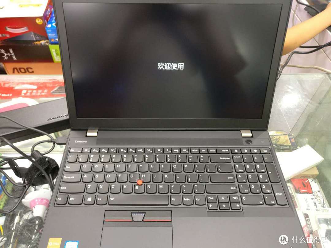 ThinkPad首款游戏本：黑将S5开箱