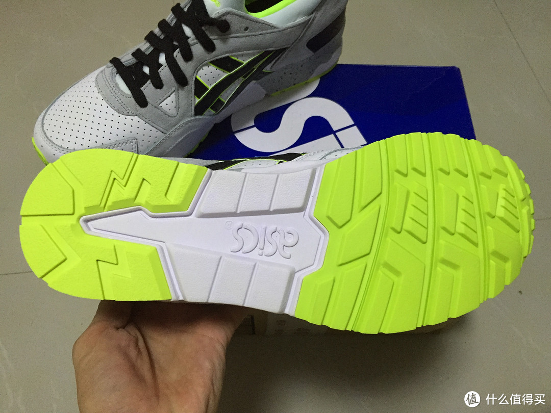 第一双亚瑟士——ASICS 亚瑟士 Tiger Gel-Lyte™ V 运动鞋 开箱