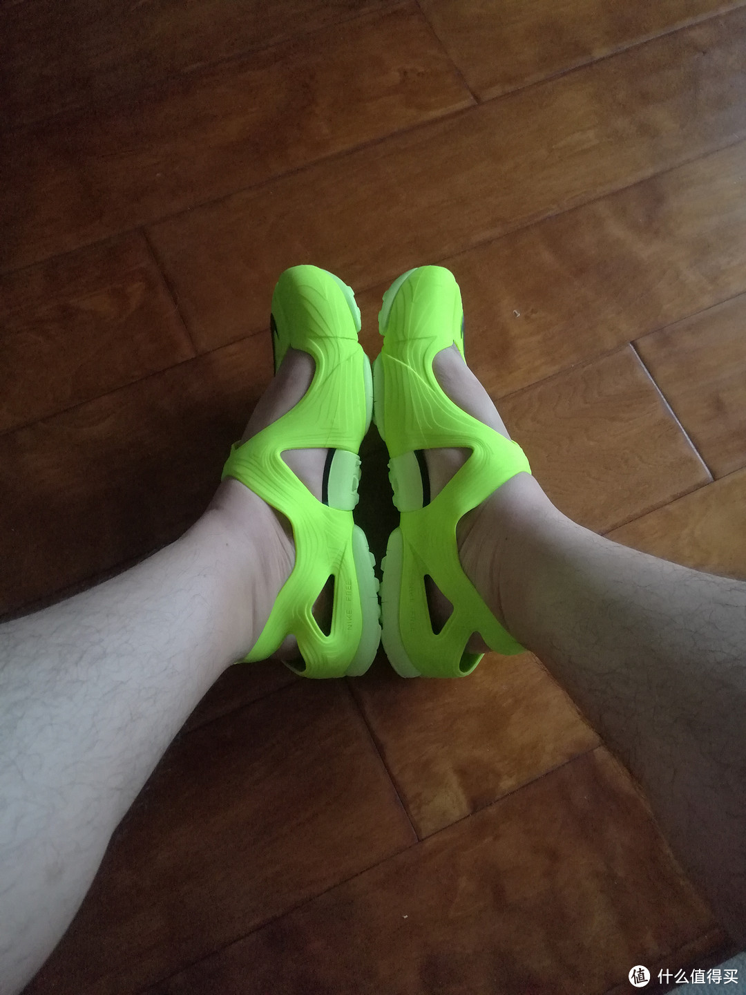 #本站首晒# #原创新人# 要防水，更要帅 — Nike 耐克 Free Rift Sandal SP 休闲凉鞋