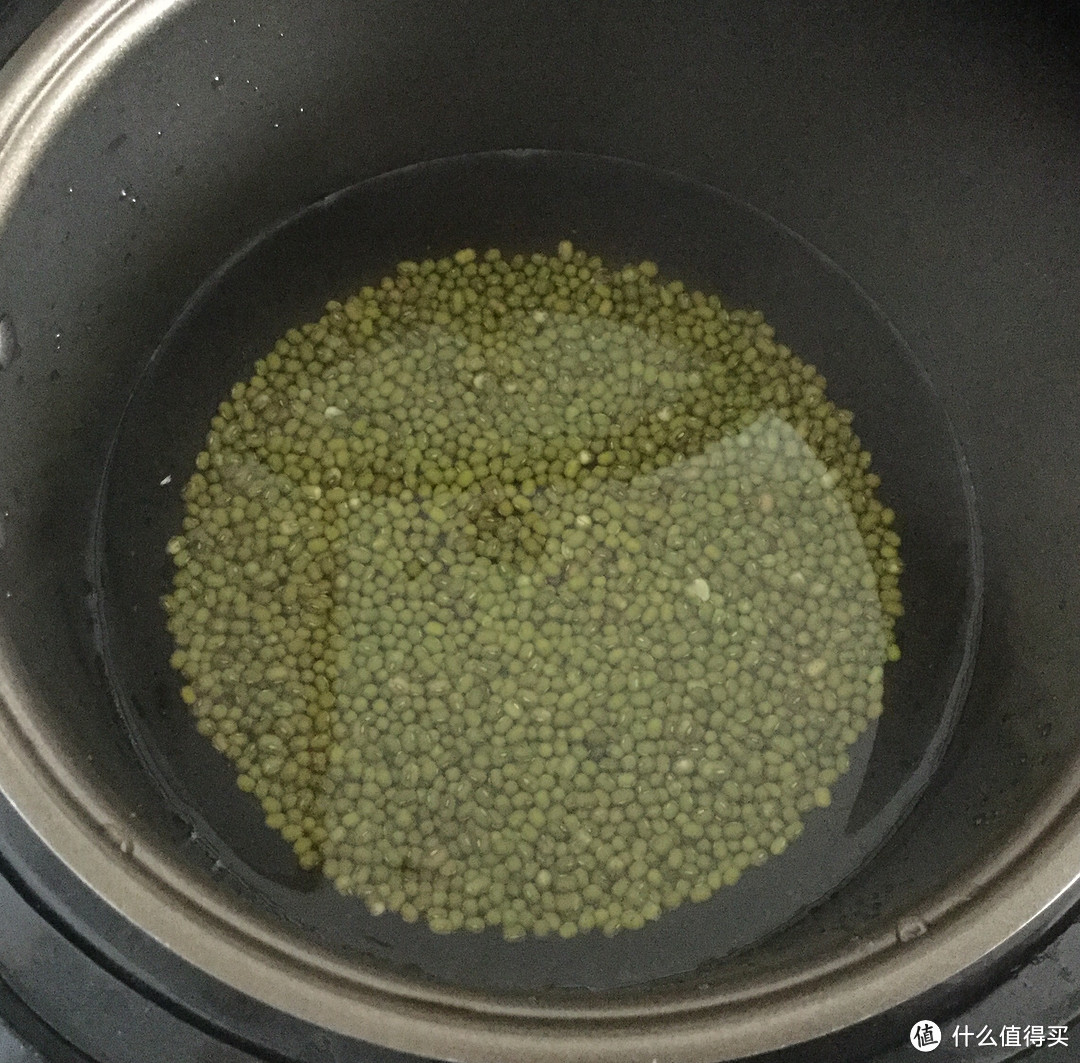 消暑降燥圣品——简约的百合绿豆汤