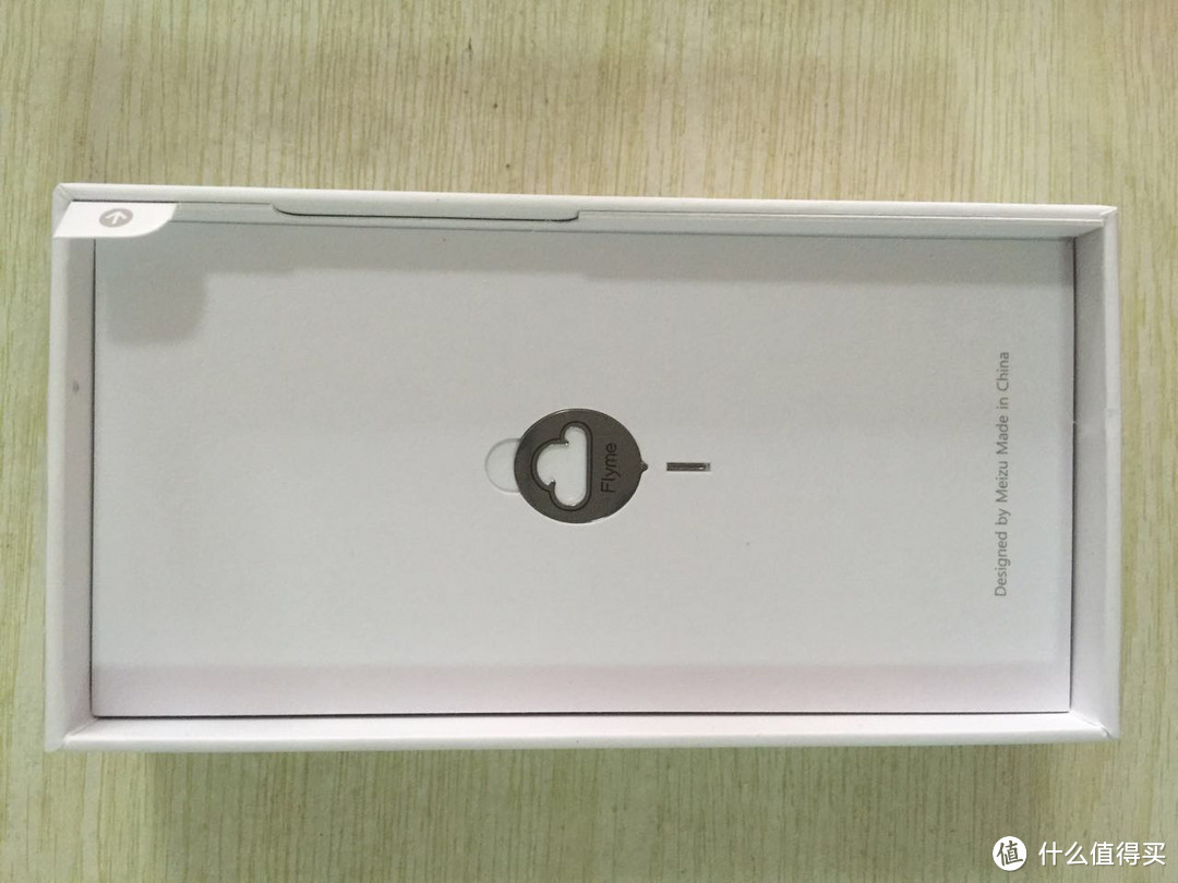 千元颜值 MEIZU 魅蓝 note3 与 iPhone 6 plus 外观对比