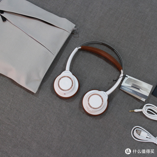 #本站首晒# 美型出街利器:Plantronics 缤特力 BackBeat Sense 头戴式蓝牙耳机
