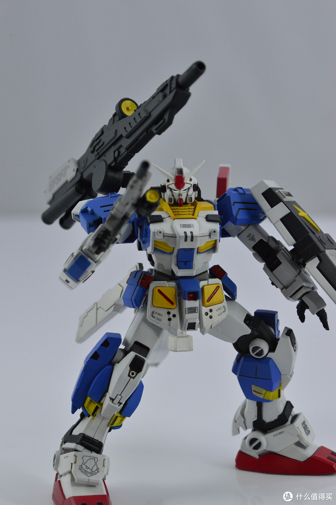 手头现有的Bandai 万代 元祖高达RX-78-2各种比例的对比