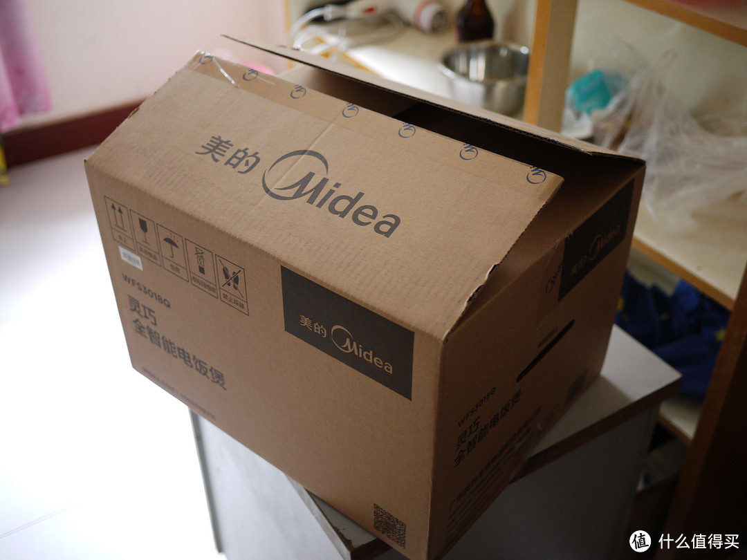 Midea 美的 WFS3018Q 电饭煲 3L 晒单