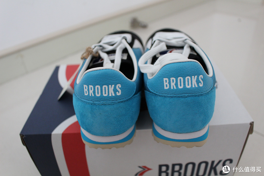 #本站首晒# BROOKS 布鲁克斯 Vanguard & Chariot 复古鞋 晒单