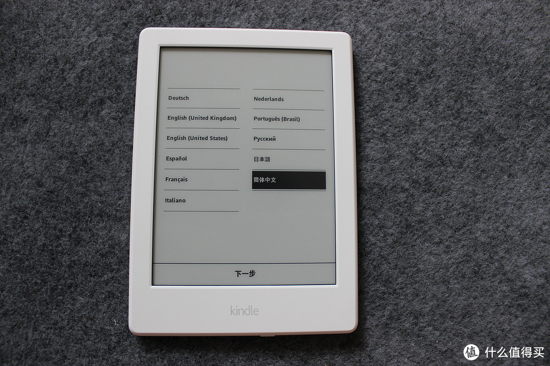 手不释卷养成中：新一代亚马逊电子书阅读器 Kindle 入门版评测