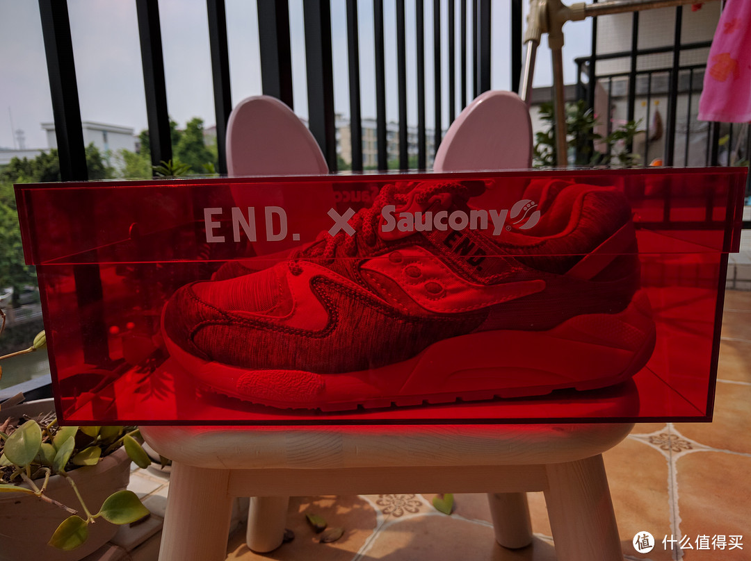 在剁手的路上越走越远：DIADORA 迪亚多纳 TRIDENT 90 & Saucony 圣康尼 GRID 9000 跑鞋