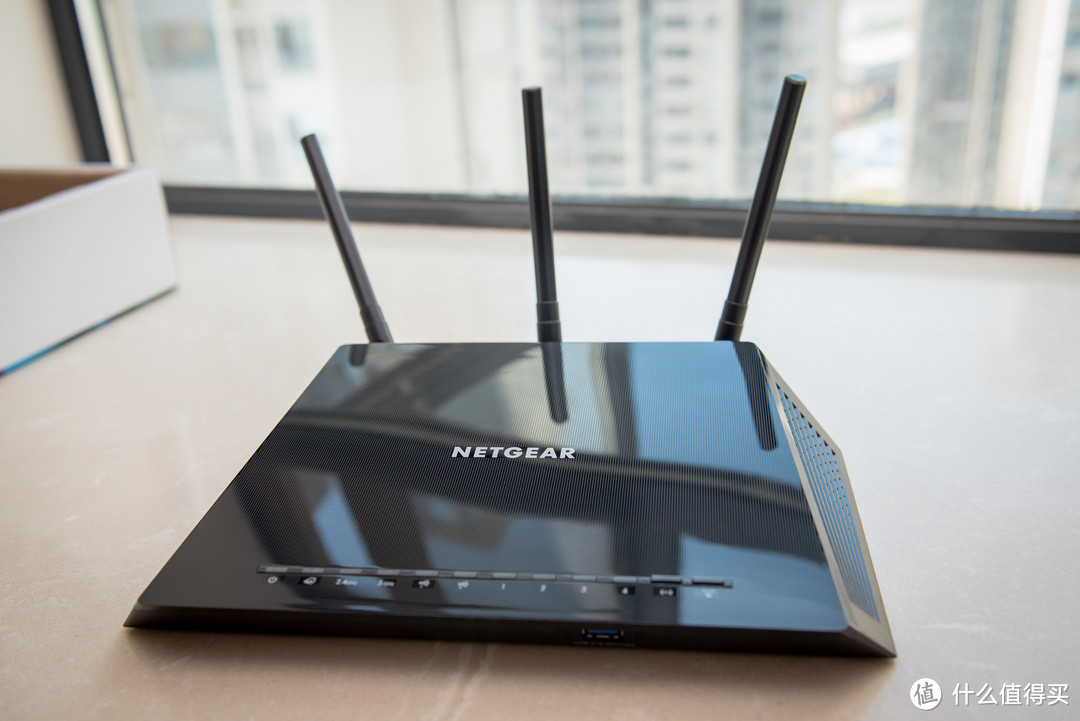 NETGEAR 美国网件 R6400 1750M 双频千兆无线路由器 开箱体验